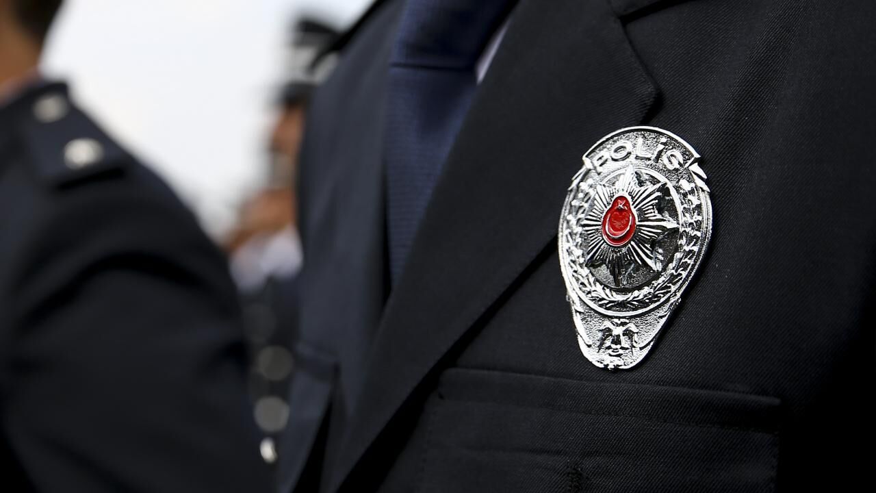 Polis Emniyet Genel Mudurlugu Aa 1613021