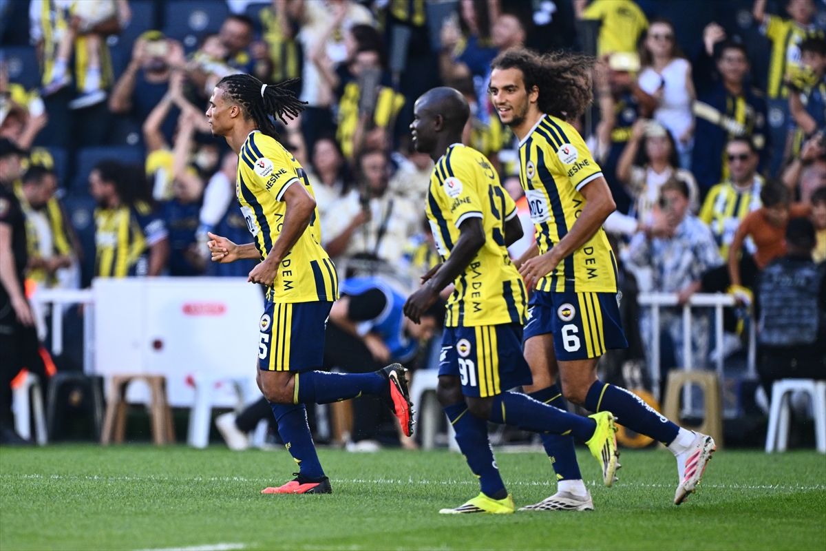 Aston Villa-Fenerbahçe muhtemel 11'ler