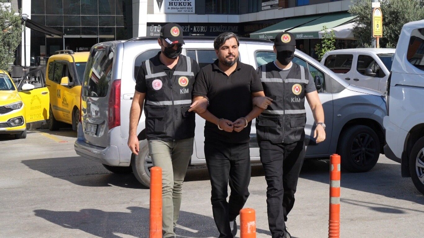 A W779313 01