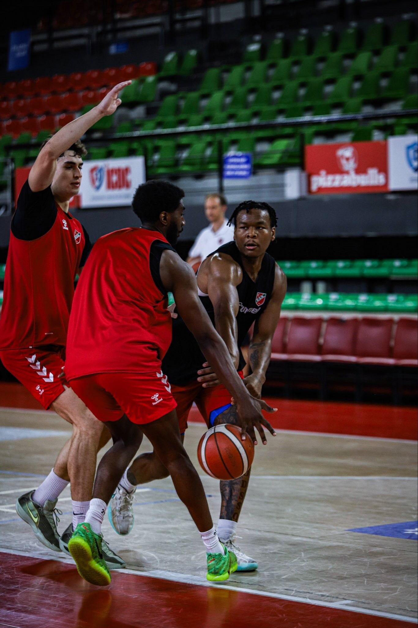 Karşıyaka Basketbol, sezona mağlubiyetle başladı