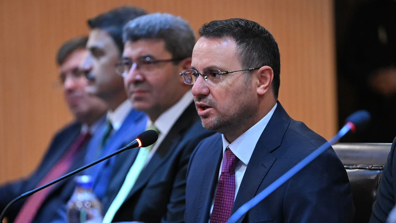 Bakan Akin Gurlek Duyurdu 135 Alo Devrede Fgpe