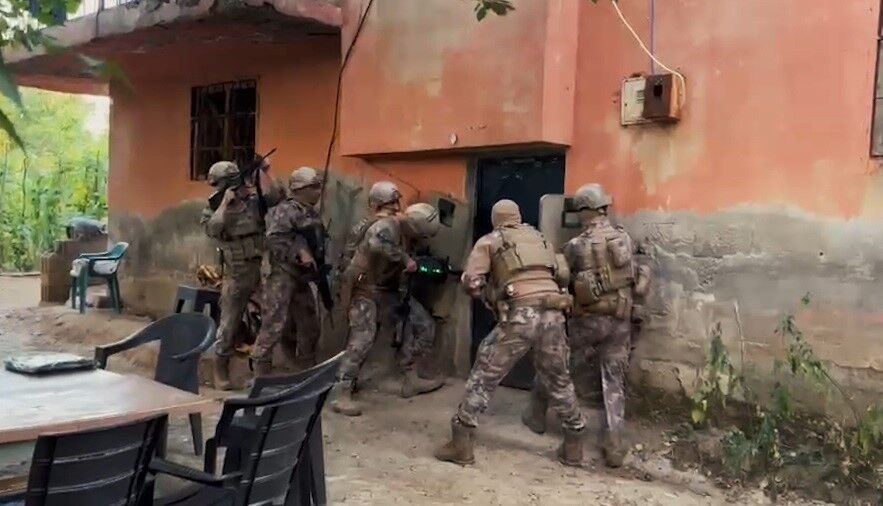 Bitlis'te 9 kilo 45 gram esrar ele geçirildi
