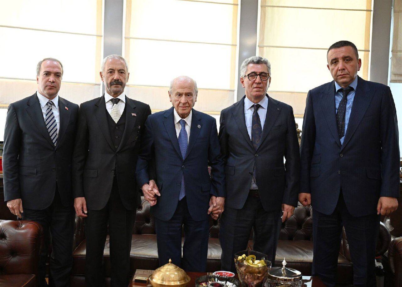 Bahçeli devreye girdi: Sarallar ile Şahinler arasındaki 22 yıllık savaş sona erdi