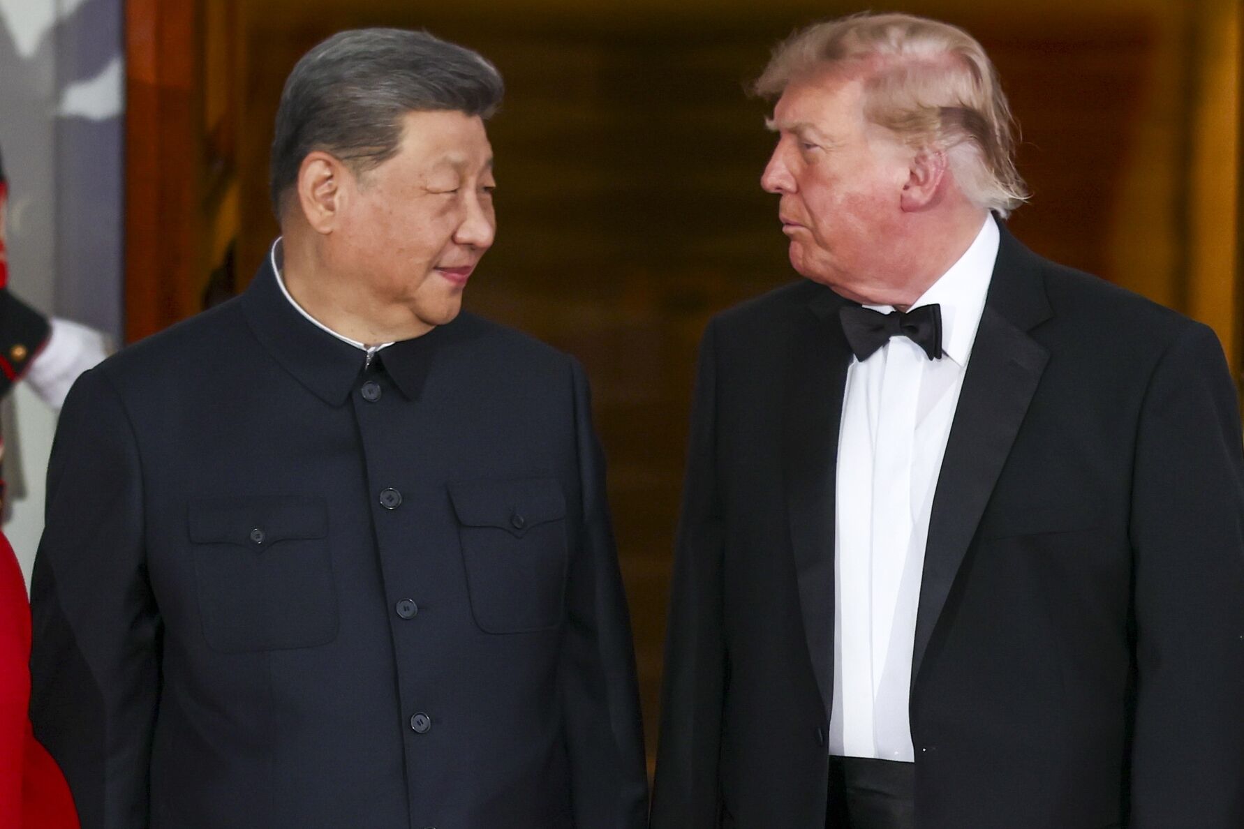 Trump, Xi ile görüşmeden memnun