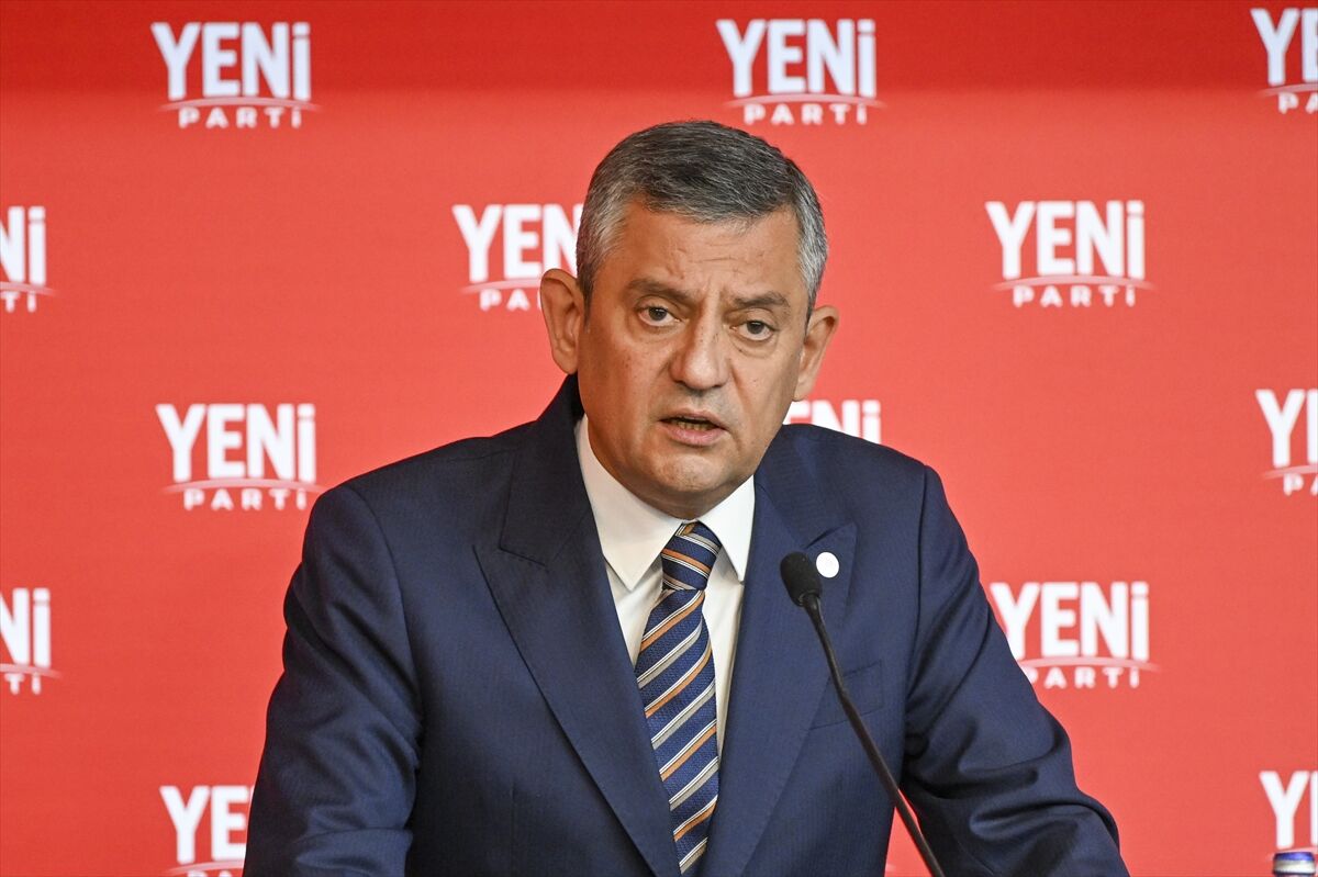 Özgür Özel: İstiyorlarsa komisyon kursunlar, gider orada milletin hakkını savunuruz