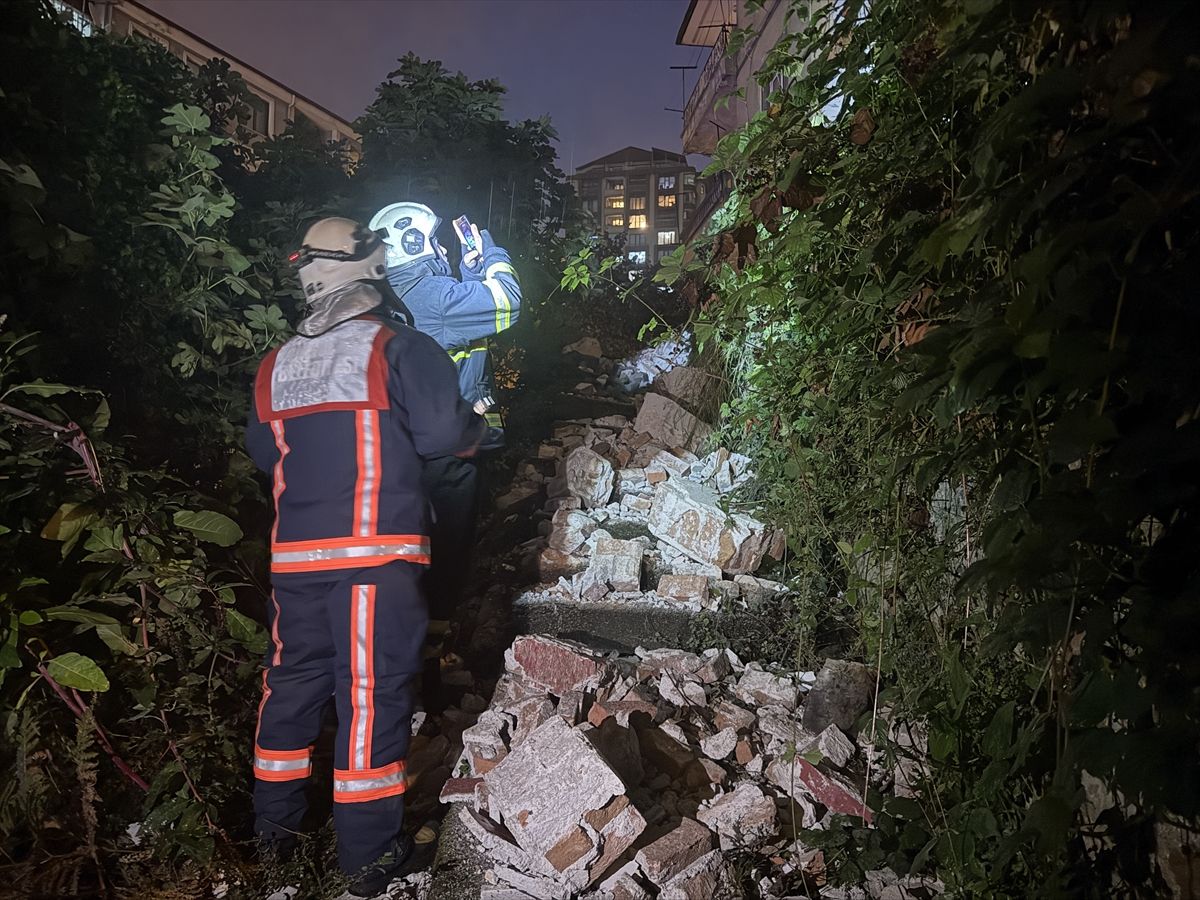 Zonguldak'ta metruk bina kısmen çöktü