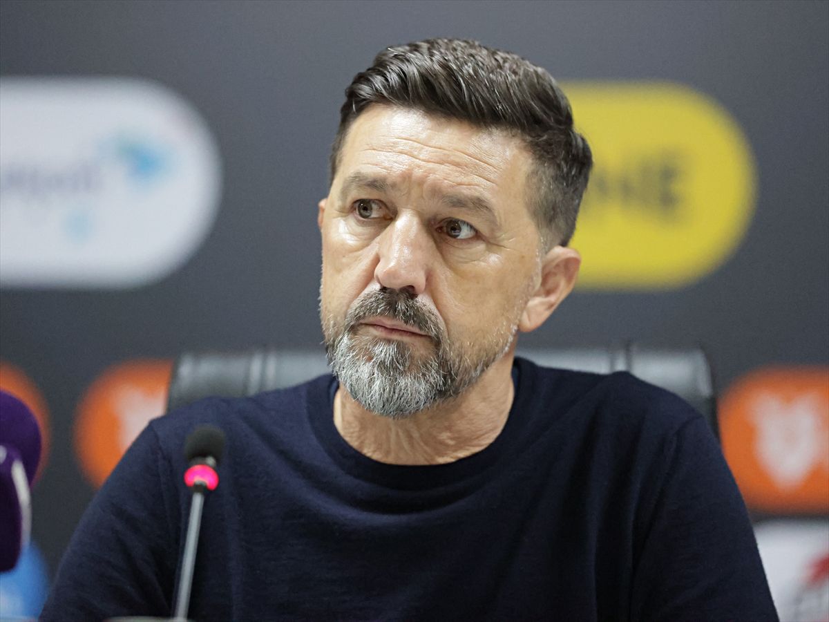 Besnik Hasi: Oyundan değil 3 puandan memnunum